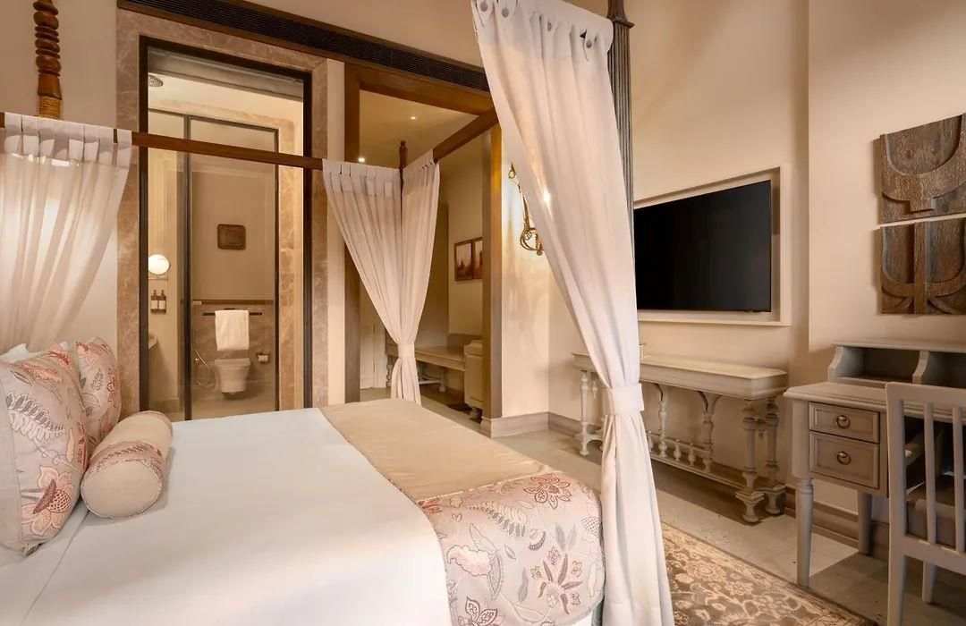 THE EVREN VAGATOR - 12