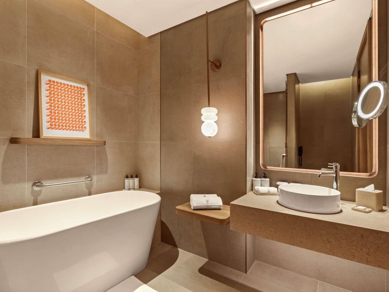 SO/ RAS AL KHAIMAH - 16