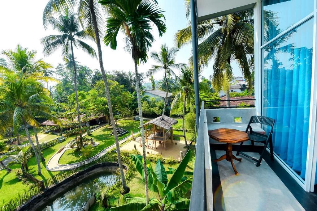 CAMELLIA UNAWATUNA - 8