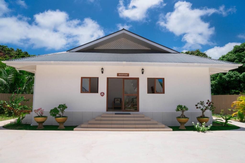 LAZIO BEACH RESIDENCE (only adults 18+) - 8