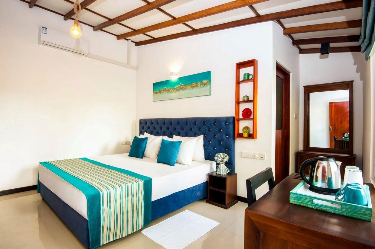 OCEAN GATEWAY DICKWELLA - 11