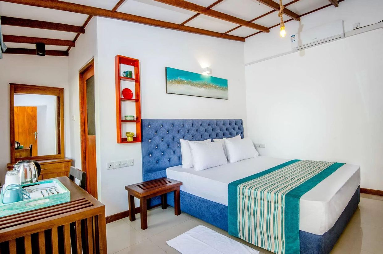 OCEAN GATEWAY DICKWELLA - 13