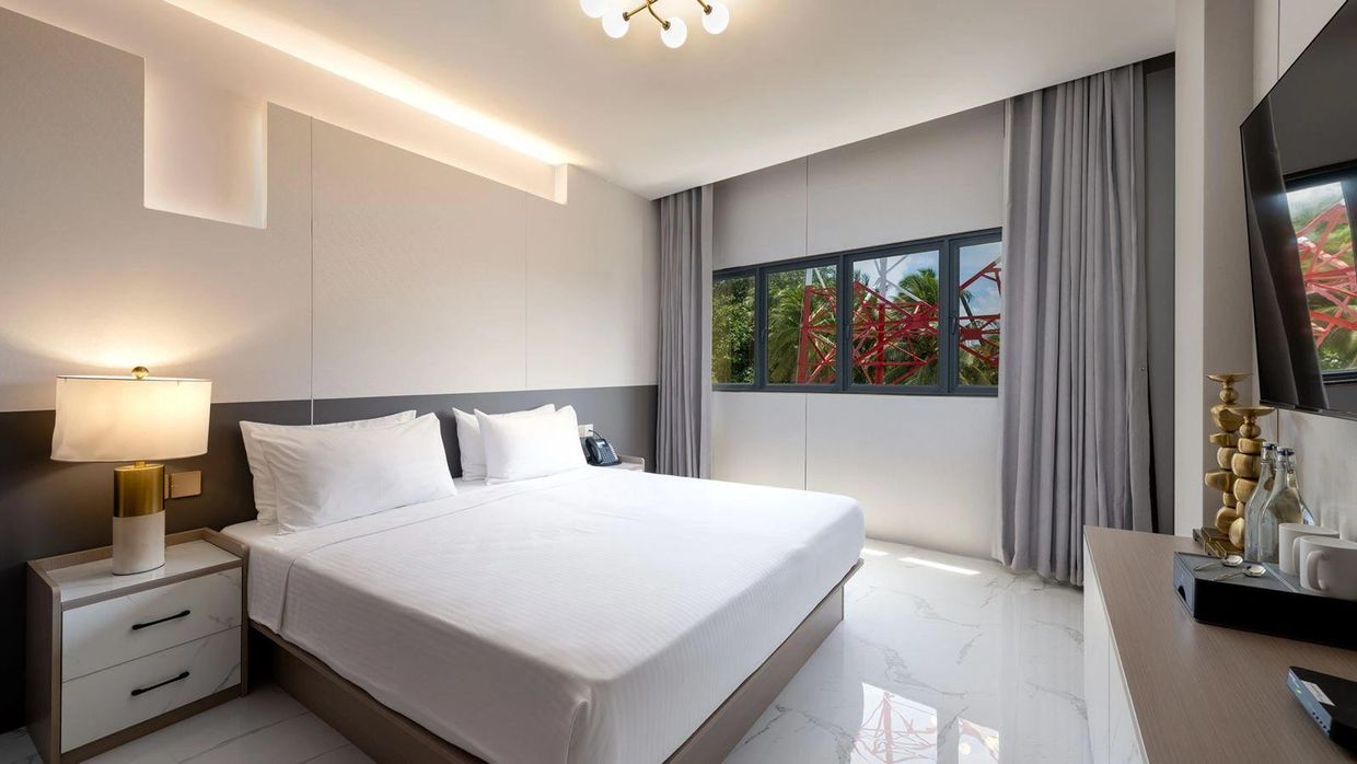 WINGS BY HAWKS HOTELS - 2