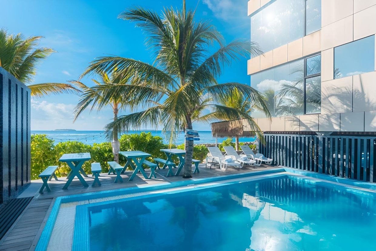 WINGS BY HAWKS HOTELS - 16