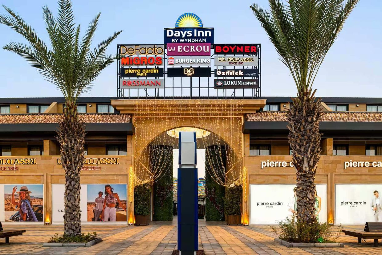 Days Inn by Wyndham Alanya - 1