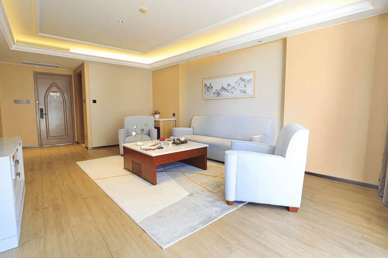 XINJIANG PLAZA HOLIDAY HOTEL - 16