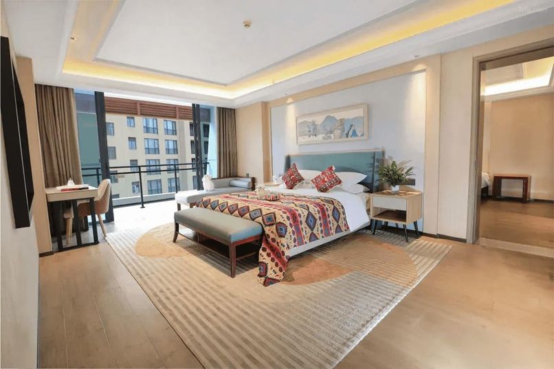 XINJIANG PLAZA HOLIDAY HOTEL - 6