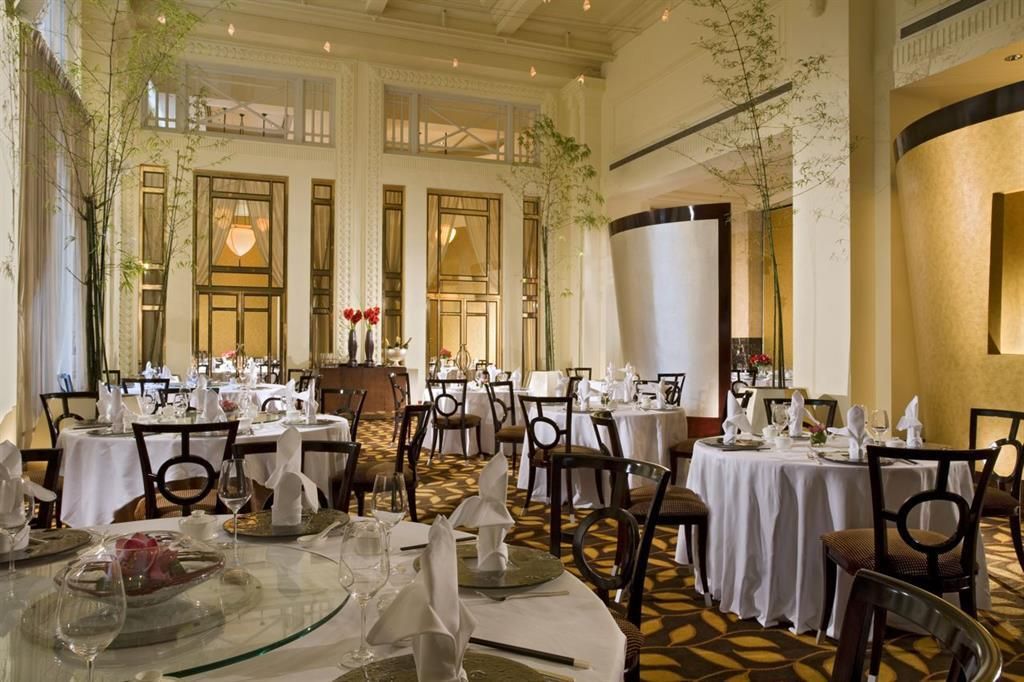 THE FULLERTON HOTEL - 8