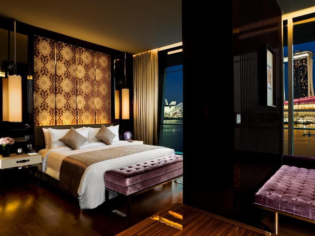 FULLERTON BAY HOTEL - 35