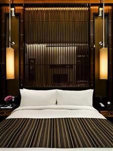 FULLERTON BAY HOTEL - 8