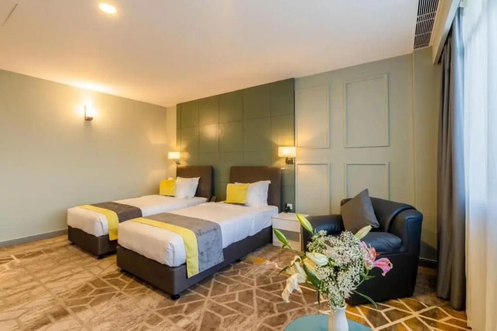 MANHATTAN BUSINESS HOTEL - 14