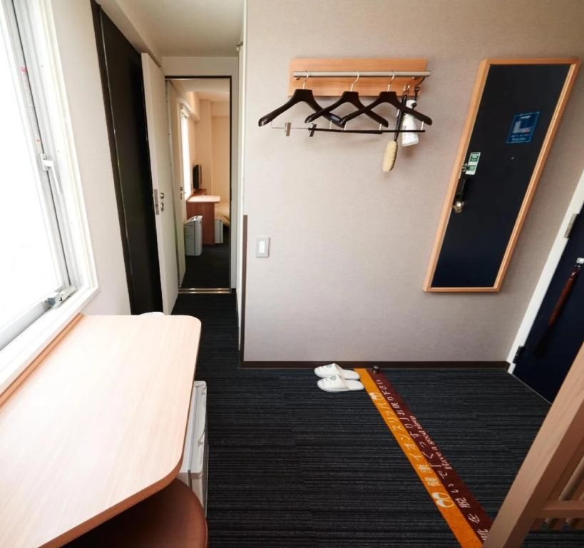 SUPER HOTEL NAMBA NIPPONBASHI - 16