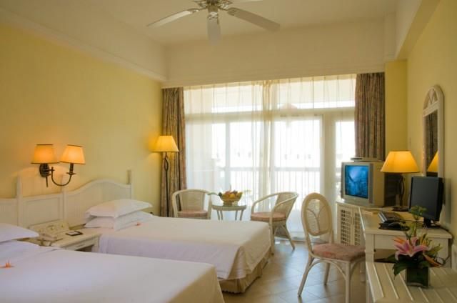 GOLDEN PHOENIX SEA VIEW HOTEL - 22