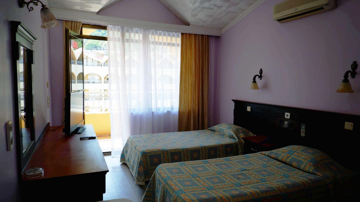 Golmar Beach Hotel - 15