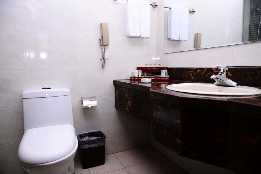 HEILONGJIANG KUNLUN HOTEL - 9