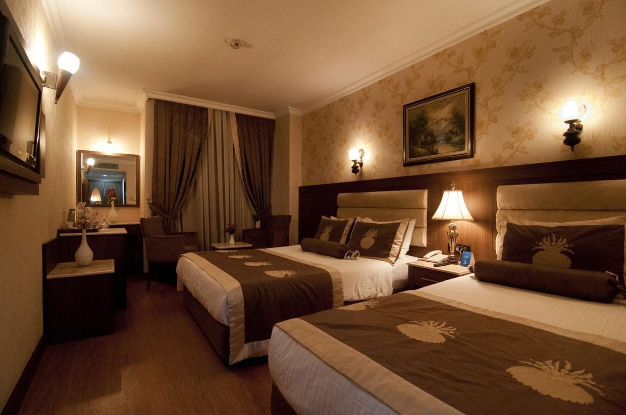 Grand Hilarium Hotel - 9