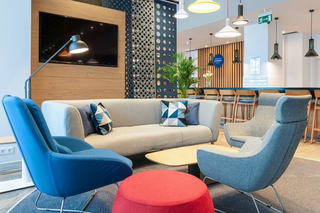 HOLIDAY INN EXPRESS ASTANA - 21