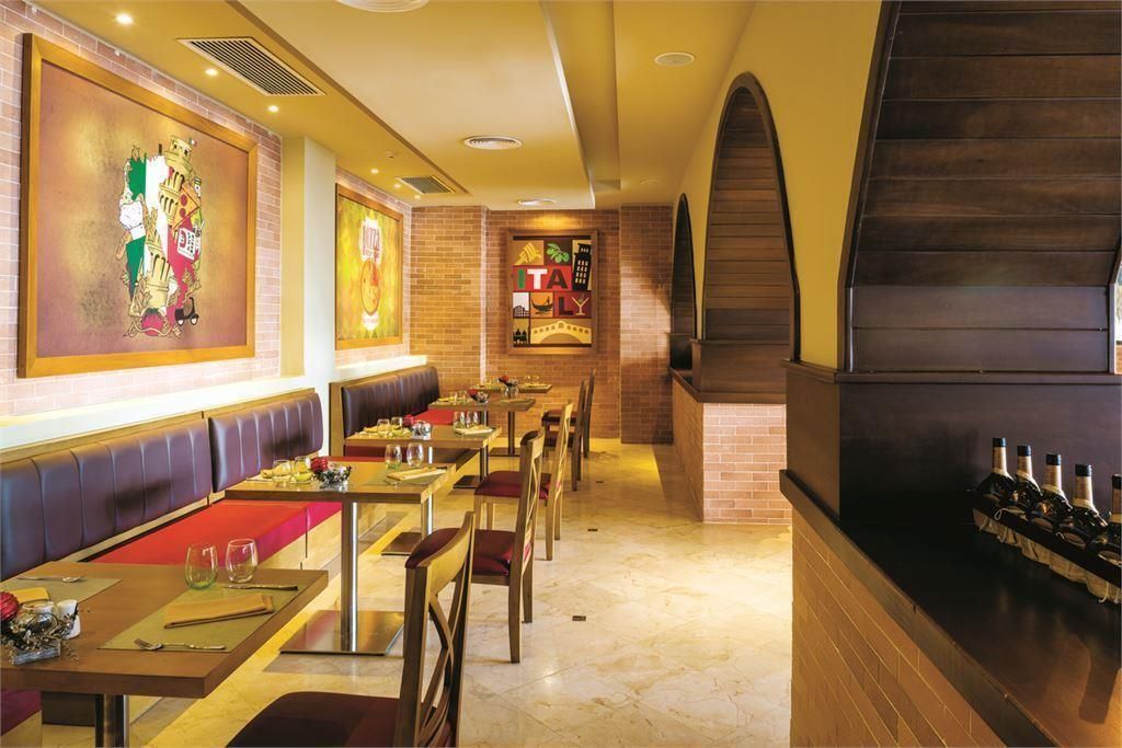 ROYALTON SPLASH PUNTA CANA - 27