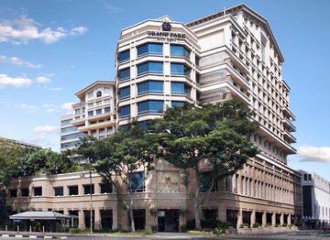 GRAND PARK CITY HALL - 1