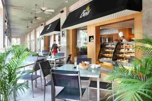 GRAND PARK CITY HALL - 11