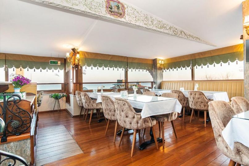 Alzer Hotel - 6