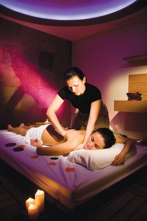 Holiday Inn Istanbul City - 10