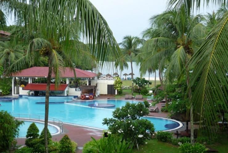 HOLIDAY VILLA BEACH RESORT & SPA - 12