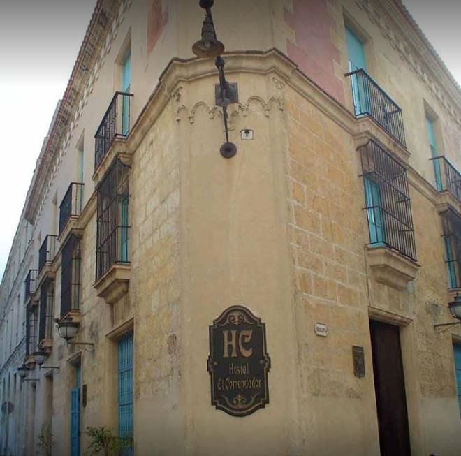 COMENDADOR HOTEL - 1