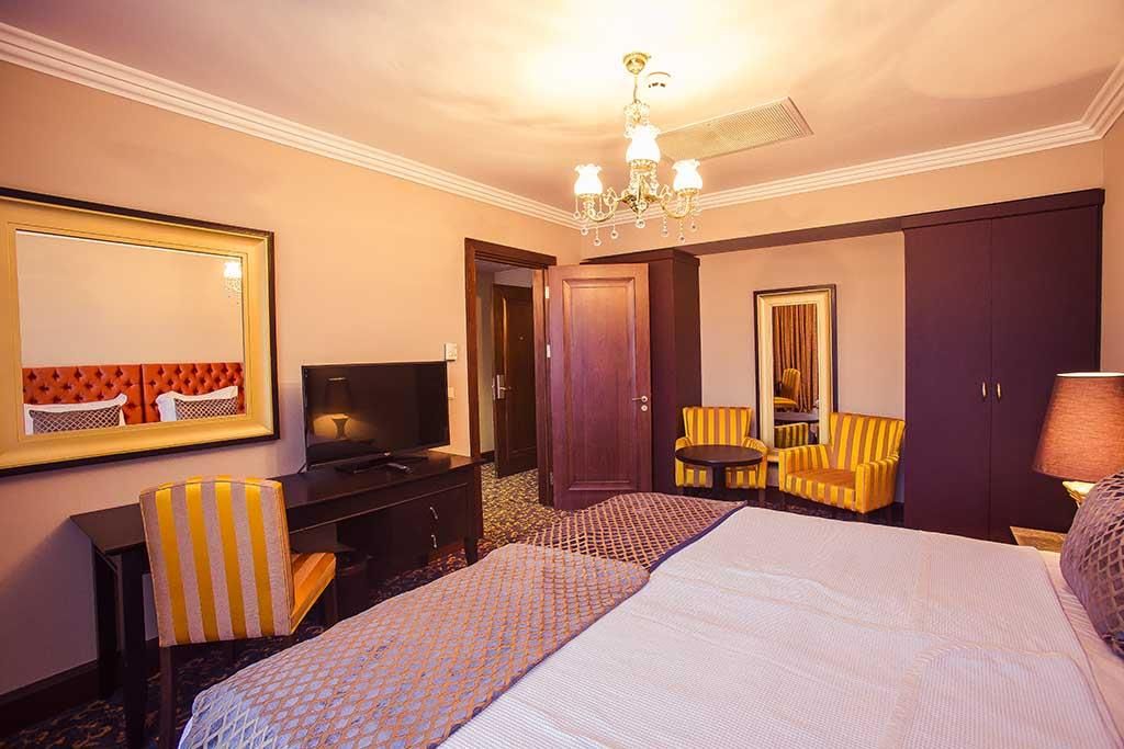 INTOURIST PALACE - 7