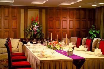 JIANGUO HOTEL SHANGHAI - 19