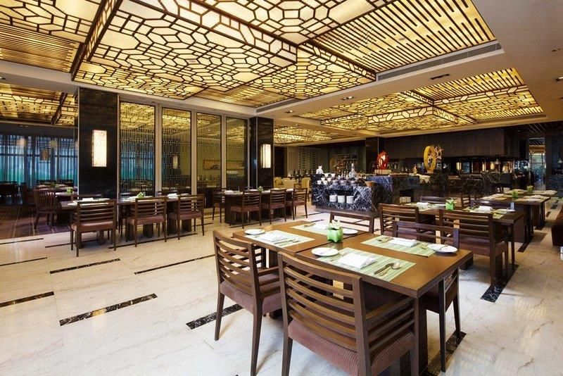 JIN JIANG TOWER - 11