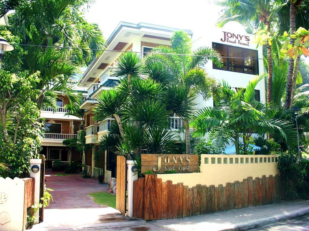 JONYS BEACH RESORT - 1