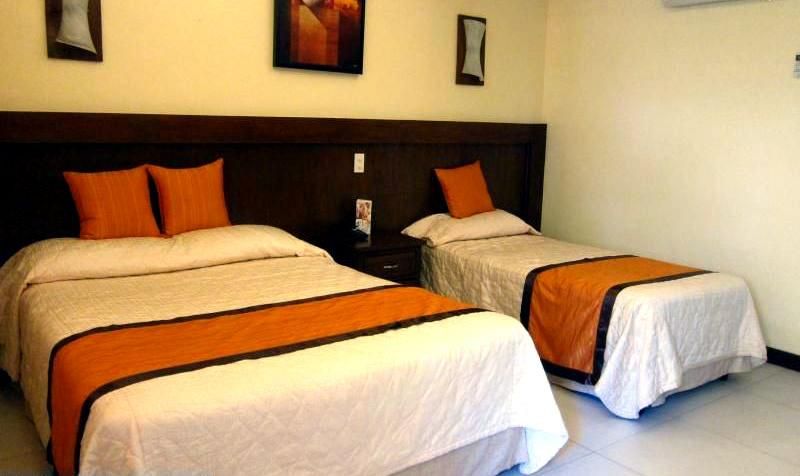 JONYS BEACH RESORT - 12