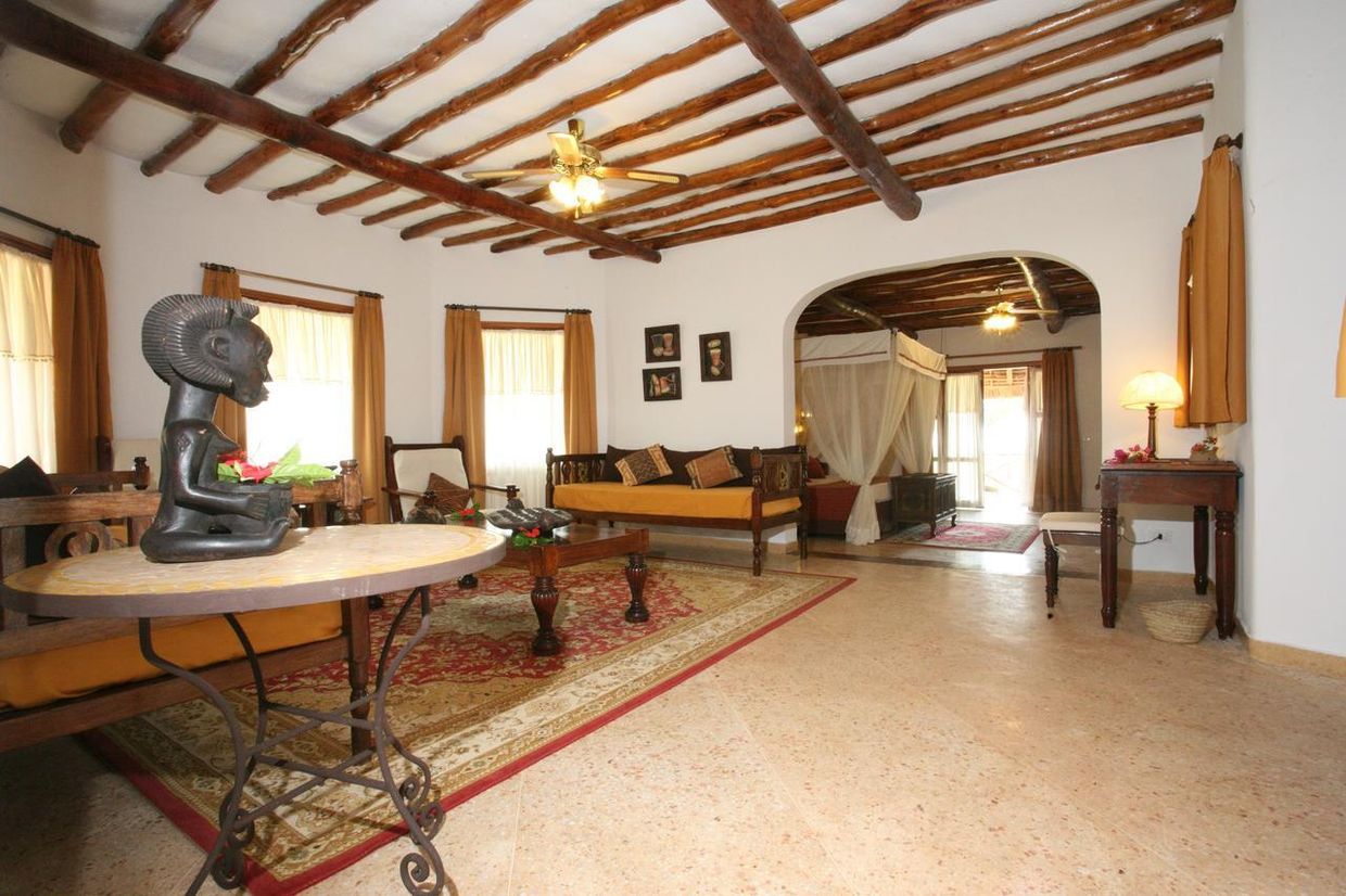 KARAFUU BEACH RESORT & SPA - 3