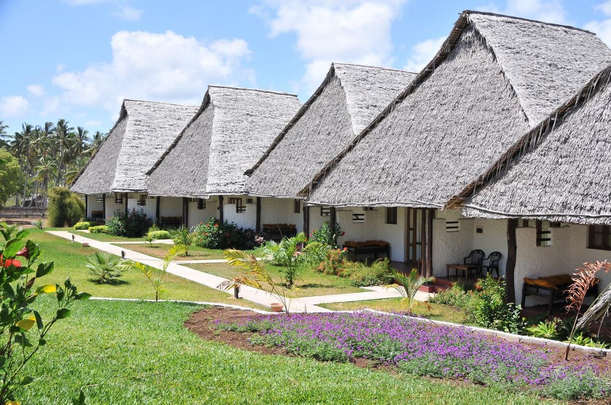 KARAFUU BEACH RESORT & SPA - 8