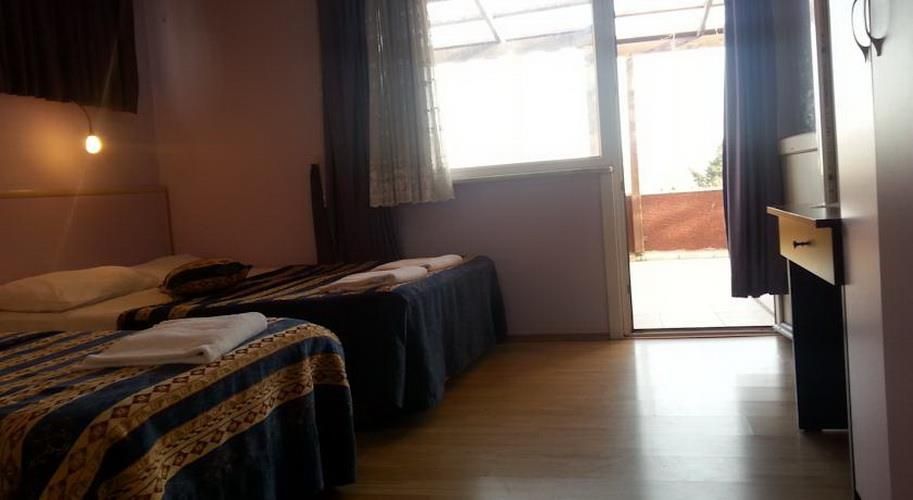 Anadolu Hotel Istanbul - 17