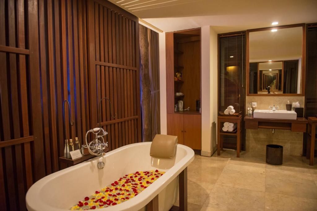 KOMANEKA AT BISMA - 14