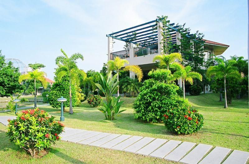 THE LEELA RESORT & SPA (ex. LEELAWADEE LAGOON RESORT) - 14