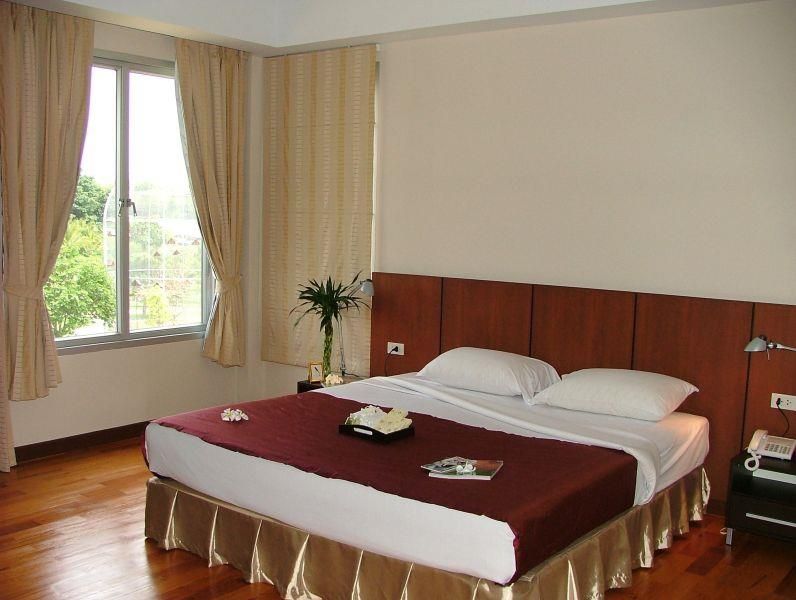 THE LEELA RESORT & SPA (ex. LEELAWADEE LAGOON RESORT) - 5