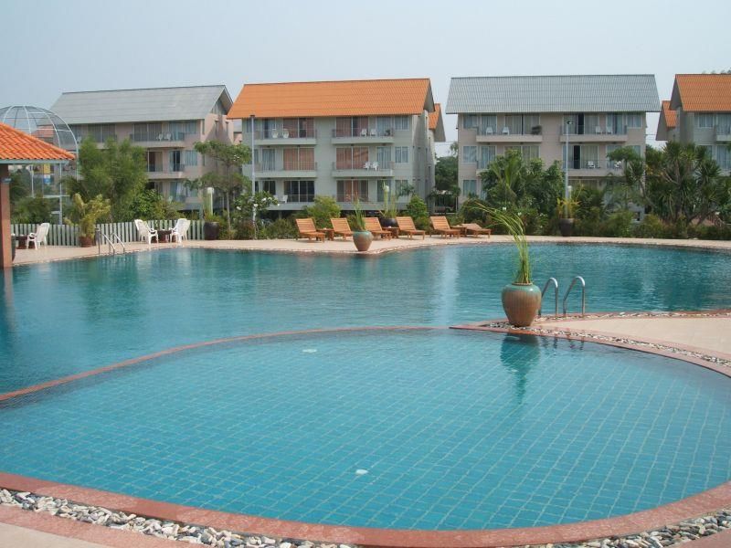 THE LEELA RESORT & SPA (ex. LEELAWADEE LAGOON RESORT) - 9