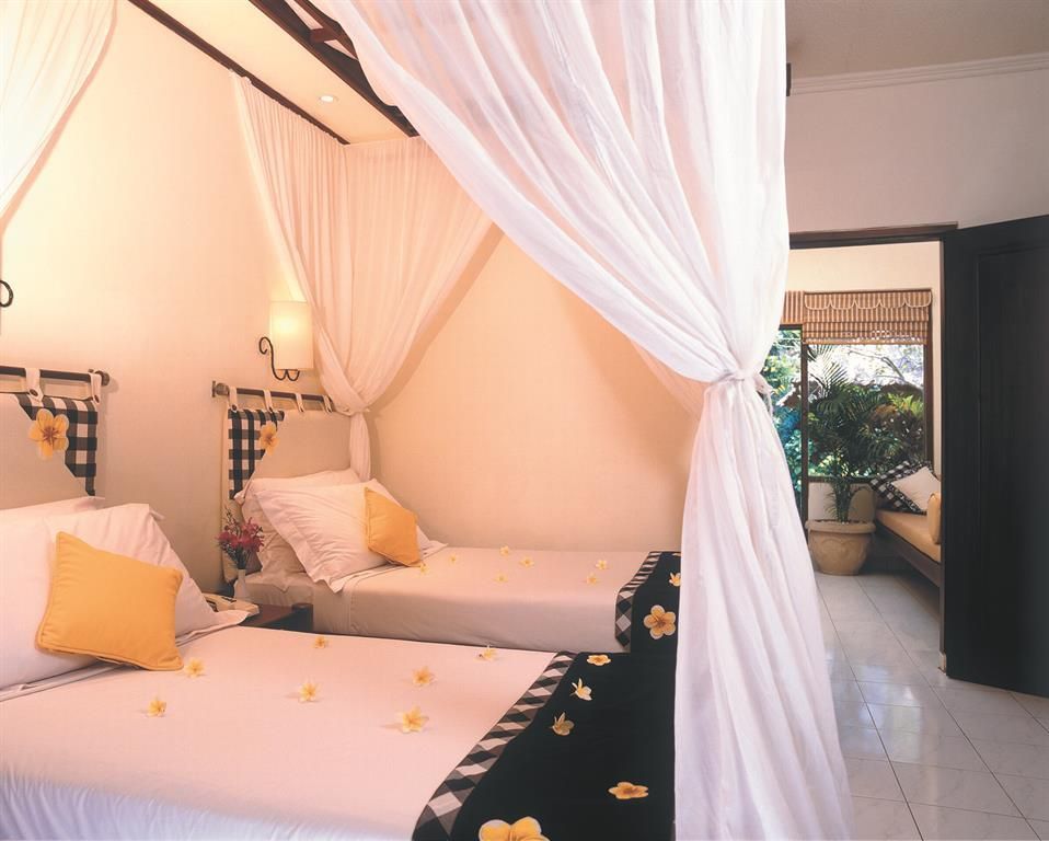 LEGIAN BEACH HOTEL - 23