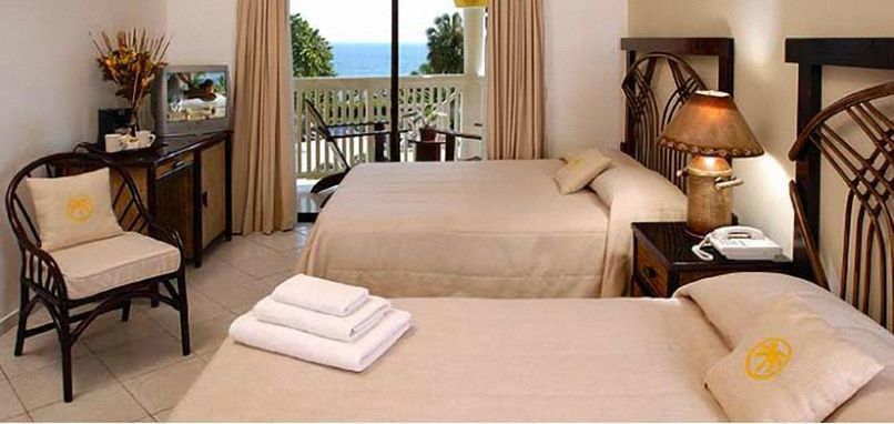 LIFESTYLE TROPICAL BEACH - 3