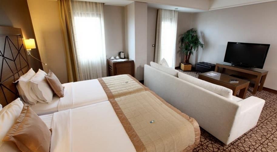 Ramada by Wyndham Istanbul Taksim - 25