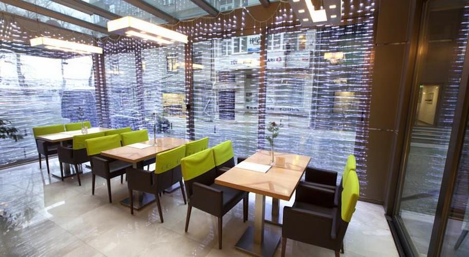 Ramada by Wyndham Istanbul Taksim - 37