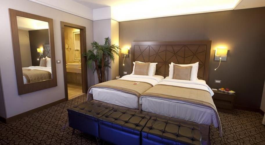 Ramada by Wyndham Istanbul Taksim - 39