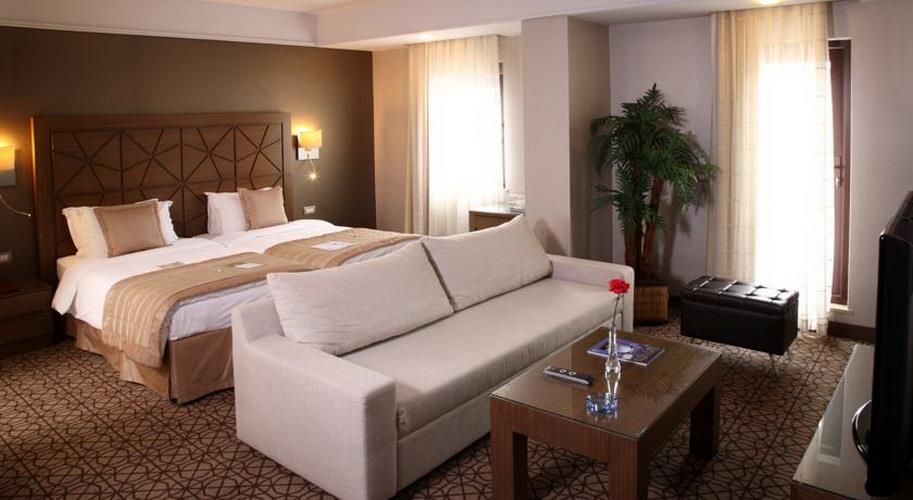 Ramada by Wyndham Istanbul Taksim - 6