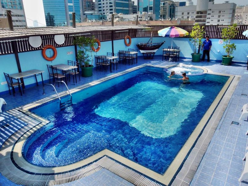 MAYFAIR HOTEL - 4