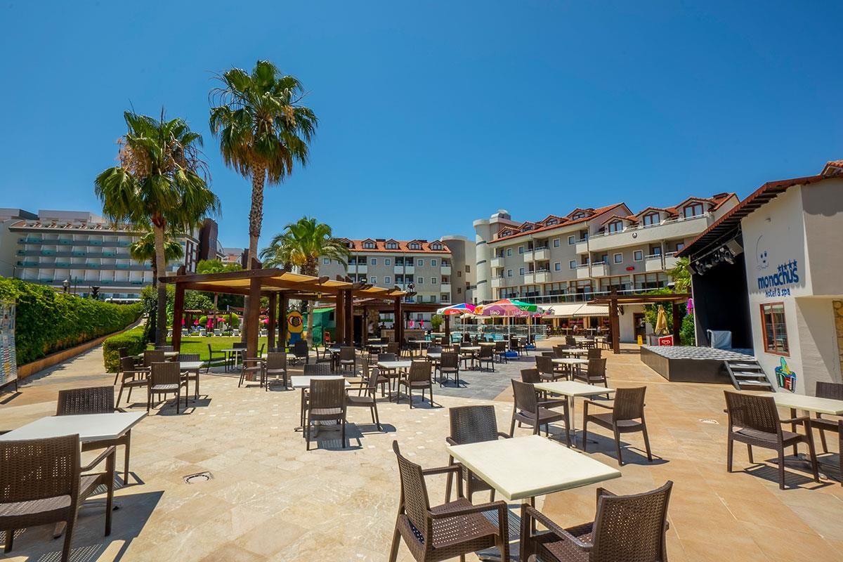 Monachus Hotel & Spa - 4