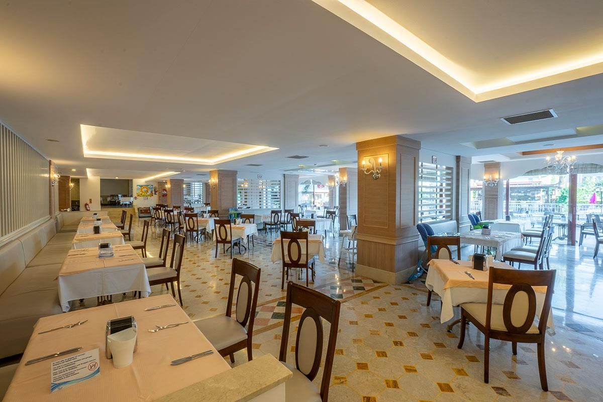 Monachus Hotel & Spa - 8