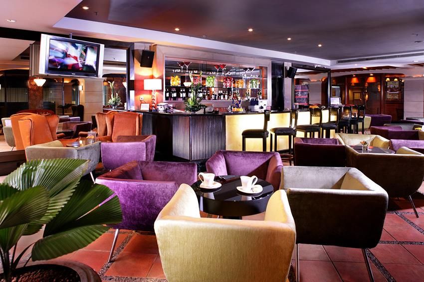 ORCHARD RENDEZVOUS (ex. ORCHARD PARADE) - 23